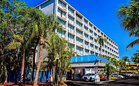 North Miami Beach Gardens Inn & Suites (Adults Only)